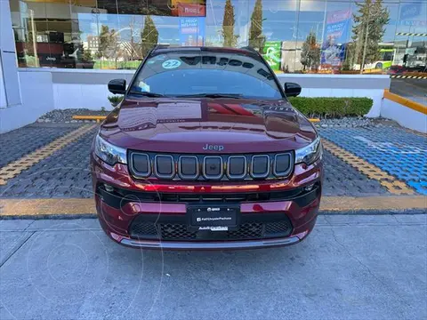 foto Jeep Compass High Altitude usado (2022) color Rojo precio $570,000