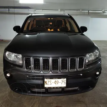 Jeep Compass 4x2 Latitude Aut usado (2016) color Granito precio $237,000