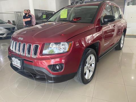 Jeep Compass 4x2 Latitude Aut usado (2015) color Rojo precio $224,900