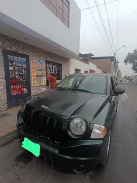 Jeep Compass  Limited Aut usado (2010) color Verde precio u$s8,000