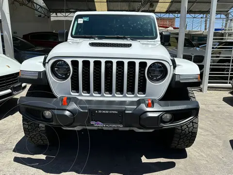 Jeep Gladiator Mojave usado (2022) color Blanco financiado en mensualidades(enganche $252,000 mensualidades desde $35,365)