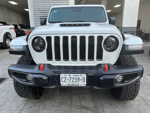 Jeep Gladiator Mojave usado (2023) color Blanco financiado en mensualidades(enganche $275,000 mensualidades desde $38,374)