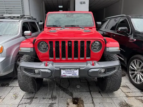 Jeep Gladiator Rubicon usado (2020) color Rojo financiado en mensualidades(enganche $200,000 mensualidades desde $30,387)