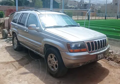 Jeep Grand Cherokee L 3.6L Limited usado (2001) color Gris precio $30,000