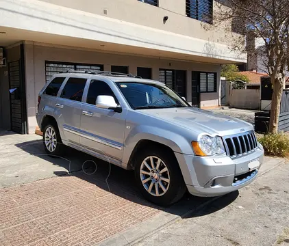 Jeep Grand Cherokee Overland 5.7 V8 Aut usado (2010) color Gris Plata  precio $22.000.000