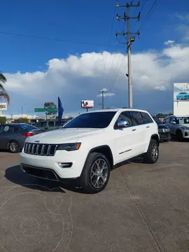 Jeep Grand Cherokee Limited Lujo 3.6L 4x2 usado (2020) color Blanco financiado en mensualidades(enganche $202,500 mensualidades desde $14,681)