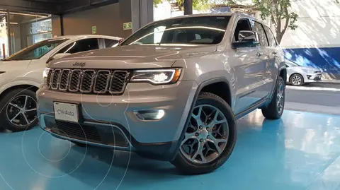 Jeep Grand Cherokee Laredo 3.6L 4x2 usado (2020) color Plata Martillado precio $654,000