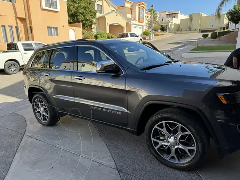 Jeep Grand Cherokee Limited 4x2 3.6L V6 usado (2020) color Gris Grafito precio $700,000