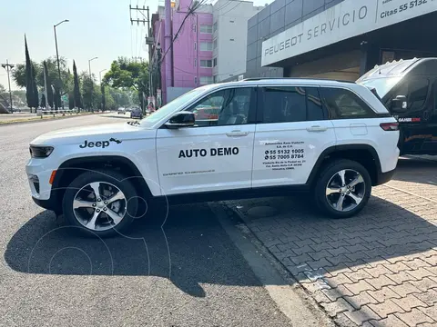 Jeep Grand Cherokee Limited 4x2 usado (2024) color Blanco precio $1,252,800