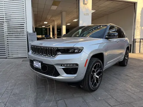 Jeep Grand Cherokee Summit Reserve 4x4 usado (2023) color Plata precio $1,315,000