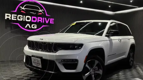 Jeep Grand Cherokee L limited usado (2024) color Blanco financiado en mensualidades(enganche $249,800 mensualidades desde $23,616)