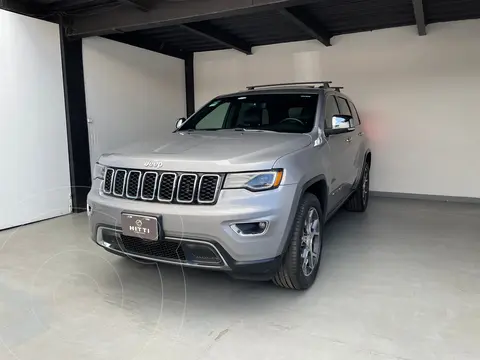 Jeep Grand Cherokee Limited Lujo 3.6L 4x2 usado (2019) color plateado precio $575,000