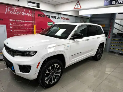 Jeep Grand Cherokee Overland 4x4 V6 usado (2024) color Blanco financiado en mensualidades(enganche $275,000 mensualidades desde $27,128)
