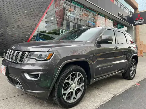 Jeep Grand Cherokee Sterling 25 Aniv 3.6L 4x2 usado (2018) color Gris financiado en mensualidades(enganche $12,429 mensualidades desde $14,100)