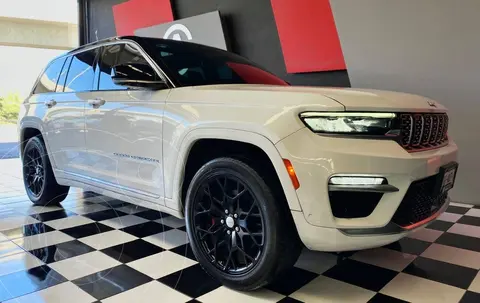 Jeep Grand Cherokee L Summit Reserve 4x4 usado (2023) color Blanco precio $1,100,000