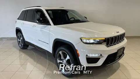 Jeep Grand Cherokee Limited 4x2 usado (2023) color Blanco financiado en mensualidades(enganche $40,950 mensualidades desde $18,623)