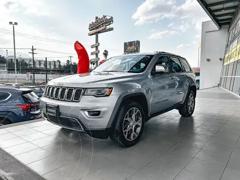 Jeep Grand Cherokee Limited Lujo V6 4x2 usado (2021) color plateado financiado en mensualidades(enganche $173,580 mensualidades desde $17,763)