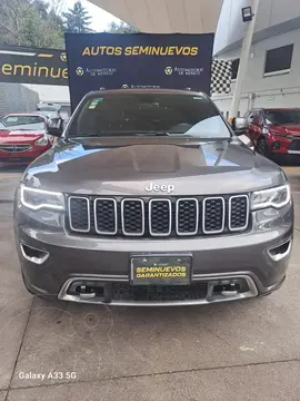 Jeep Grand Cherokee Sterling 25 Aniv 3.6L 4x2 usado (2018) color Granito precio $579,000