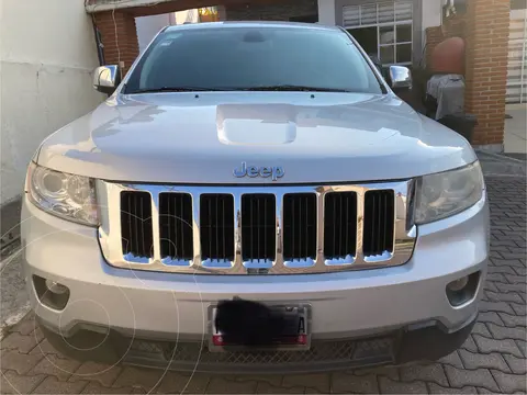 Jeep Grand Cherokee L limited usado (2011) color Plata Estelar precio $200,000