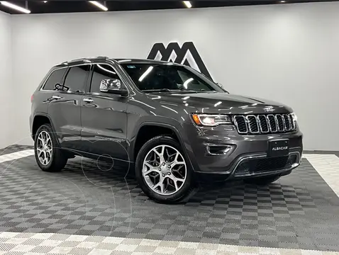 Jeep Grand Cherokee Limited Lujo V8 4x4 usado (2021) color Gris precio $789,900