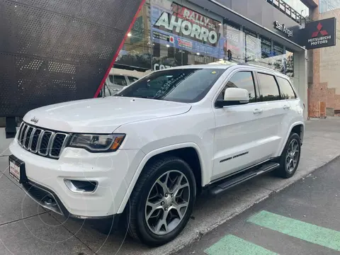 Jeep Grand Cherokee Limited Lujo 3.6L 4x2 usado (2018) color Blanco precio $470,000