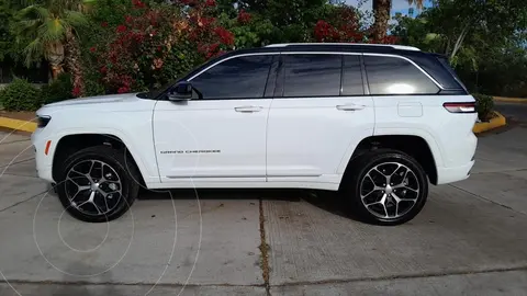 Jeep Grand Cherokee SUMMIT 4X4 usado (2023) color Blanco precio $1,216,000