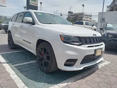 Jeep Grand Cherokee SRT-8 usado (2019) color Blanco financiado en mensualidades(enganche $237,500)