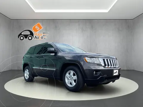 Jeep Grand Cherokee Laredo 4x2 3.6L V6 usado (2011) color Gris precio $193,700