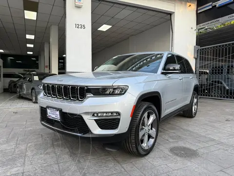 Jeep Grand Cherokee Limited Lujo V6 4x2 usado (2022) color Plata precio $799,900