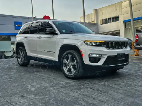 Jeep Grand Cherokee Limited 4x2 usado (2024) color Blanco precio $1,050,000