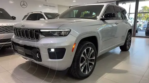 Jeep Grand Cherokee Overland 4x4 usado (2022) color Plata Estelar precio $990,000