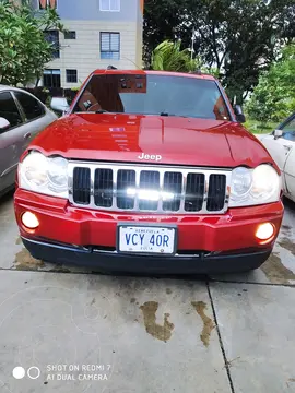 Jeep Grand Cherokee Limited 4.7L Aut 4x4 usado (2007) color Rojo precio u$s7.500