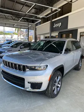 Jeep Grand Chreokee L Limited usado (2023) color Gris Metalico financiado en cuotas(cuota inicial $84.000.000 cuotas desde $4.431.000)