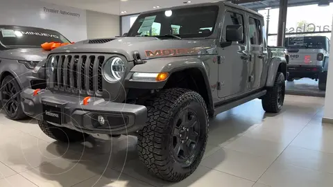 Jeep JT Mojave usado (2023) color Gris financiado en mensualidades(enganche $345,187 mensualidades desde $24,338)