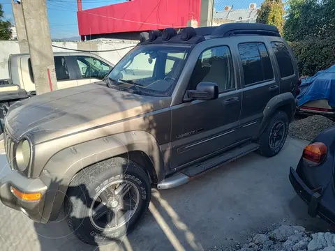 Jeep Liberty Renegade usado (2003) color Beige precio $75,000