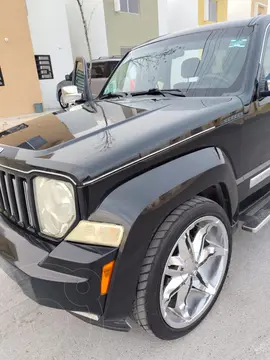 Jeep Liberty Limited 4x2 usado (2012) color Negro precio $149,000