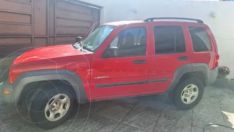 Jeep Liberty Limited 4X2 usado (2004) color Rojo precio $80,800