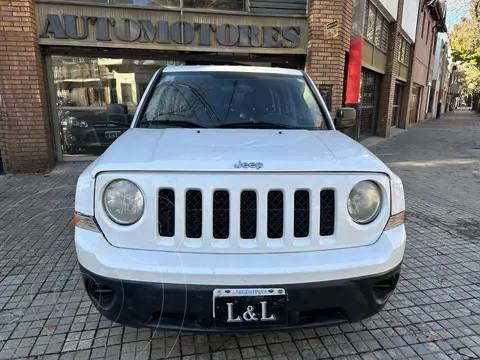  Jeep Patriot  .  Sport Aut usado ( ) color Blanco precio u$s1 .