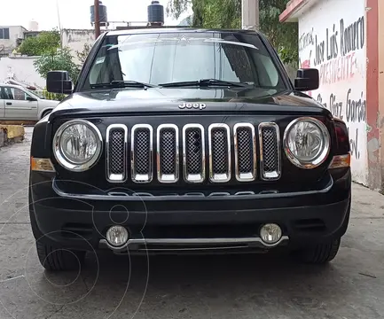 Jeep Patriot 4x2 Limited usado (2015) color Negro precio $200,000