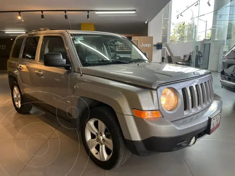 Jeep Patriot 4x2 Limited usado (2015) color plateado precio $175,000