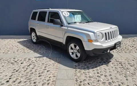 Jeep Patriot 4x2 Sport CVT usado (2012) color plateado precio $200,000