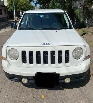 Jeep Patriot 4x2 Latitude Aut usado (2014) color Blanco precio $220,000
