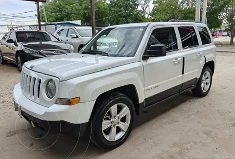 Jeep Patriot 4x2 Sport CVT usado (2013) color Blanco precio $115,000