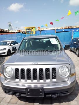 foto Jeep Patriot 4x2 Sport usado (2017) color Plata Dorado precio $245,000