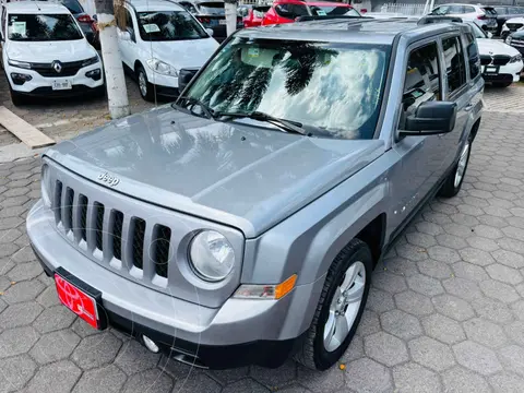 Jeep Patriot 4x2 Latitude Aut usado (2015) color Plata precio $197,000
