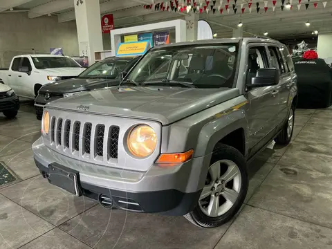 Jeep Patriot 4x2 Sport CVT usado (2016) color Plata precio $240,000