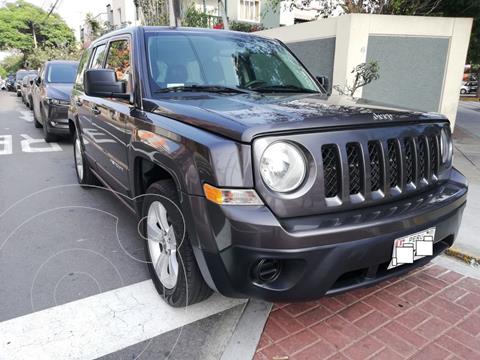 foto Jeep Patriot 2.4L Limited usado (2015) color Gris precio u$s15,500