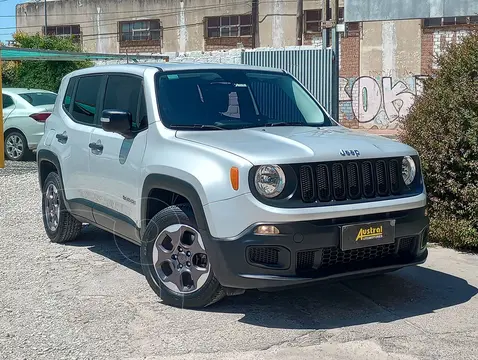 Jeep Renegade Sport usado (2018) color Blanco financiado en cuotas(anticipo $13.000.000)