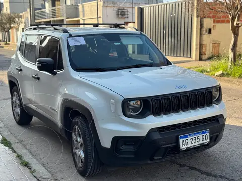 Jeep Renegade Sport usado (2023) color Blanco Glaciar precio $27.000.000