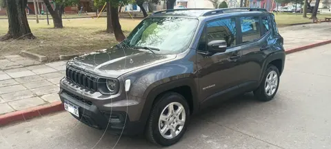 Jeep Renegade Sport Aut usado (2025) color Gris Carbono precio $37.000.000